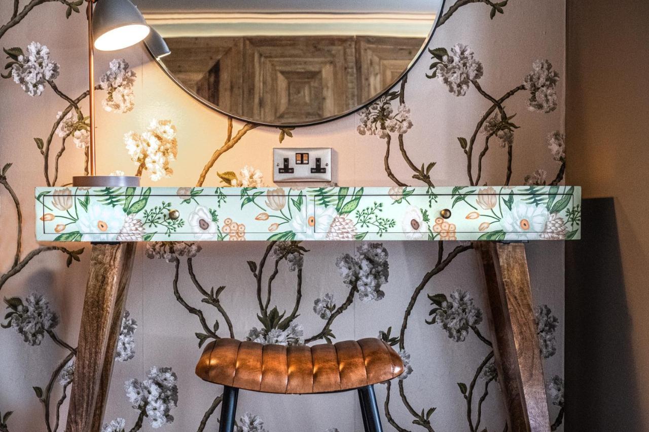 The Cricketers Clavering Extérieur photo